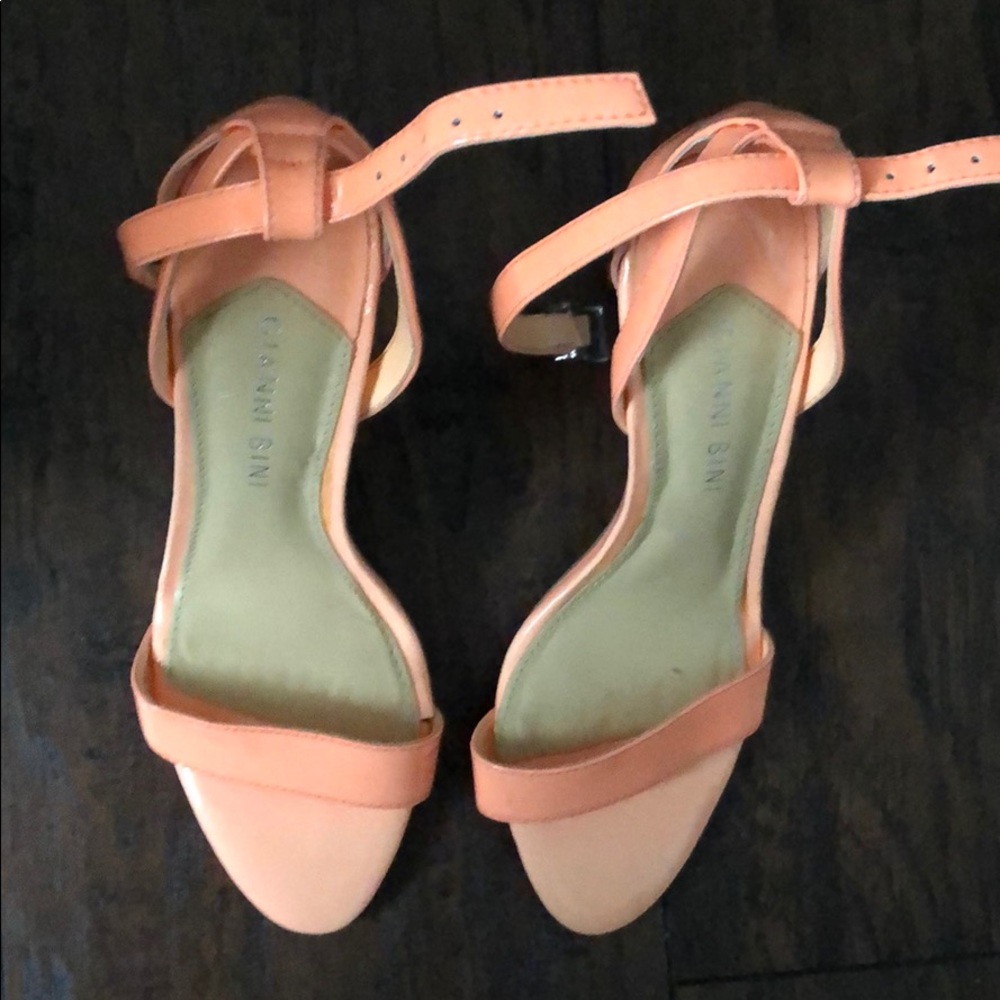 Peach patent Gianni Bini